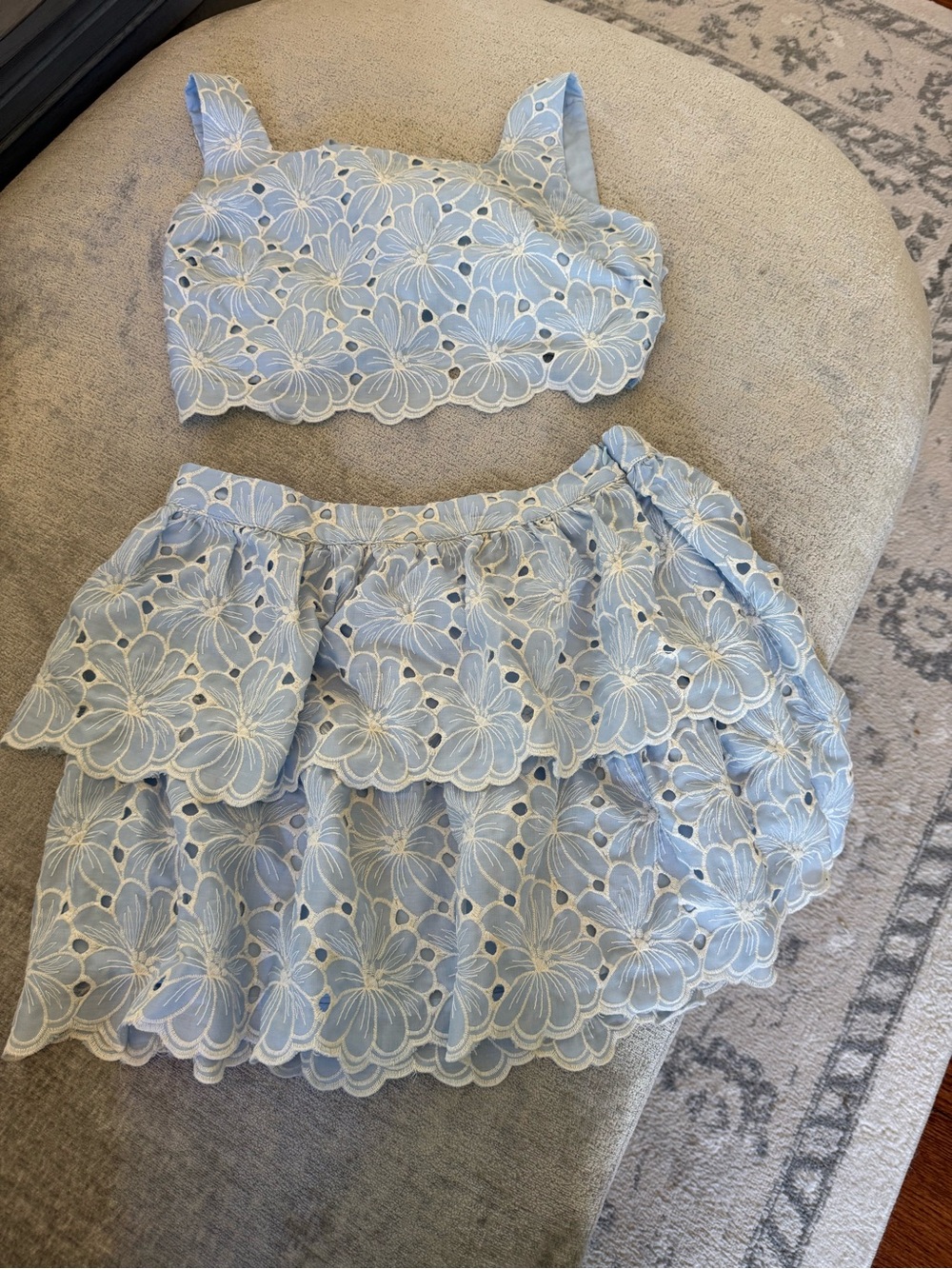 Altar’d State Blue Floral Eyelet Crop Top Tie Back Boho Cottagecore Medium